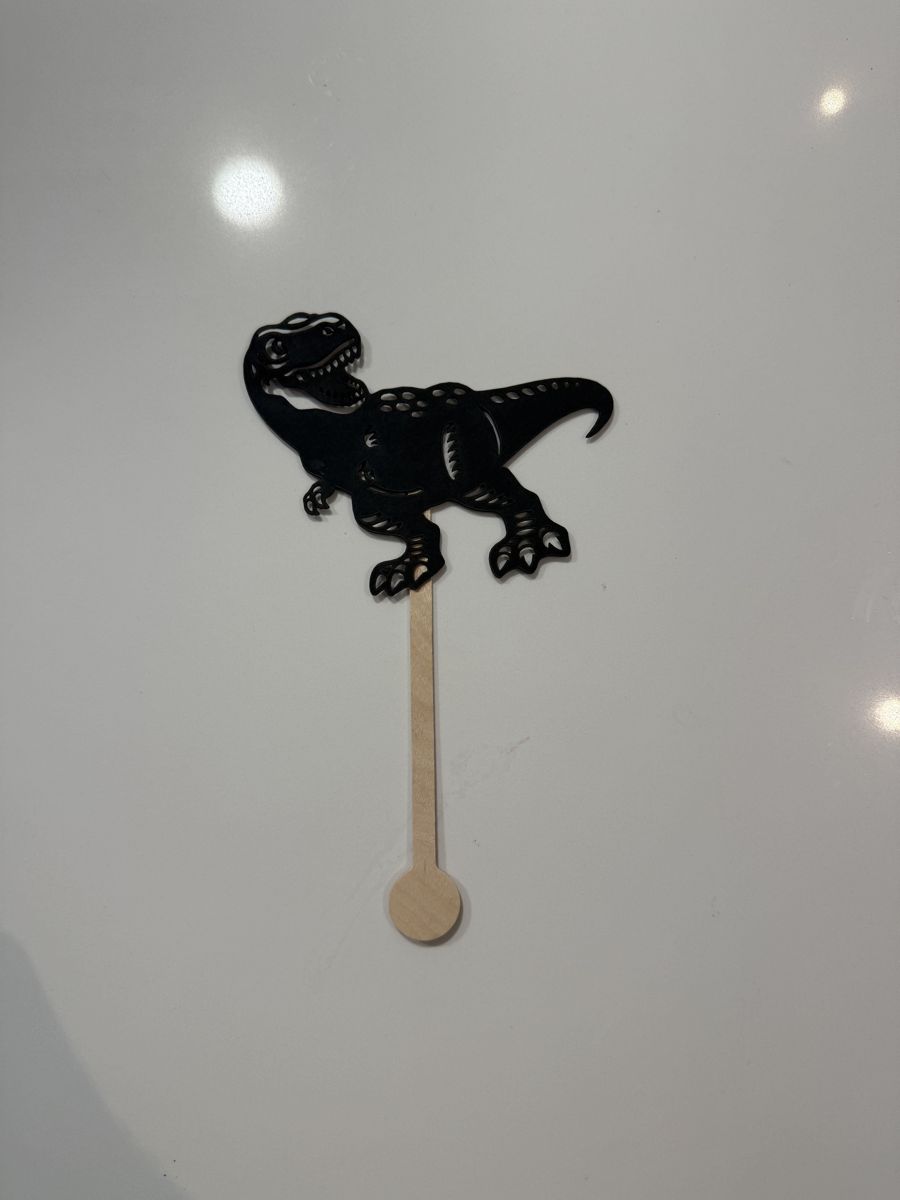 Foto real del libro Siluetopía y sus marionetas